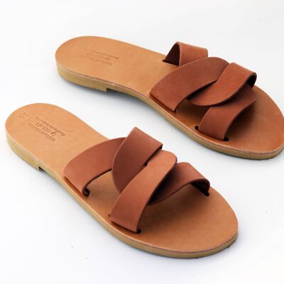 Pastel colored slide sandals 1. Light Brown