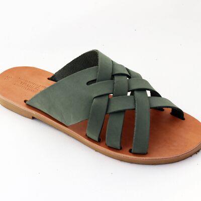 Pastel colored strappy slides 1. Light Brown