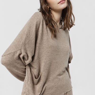DORIAN Oversized Sweater With Pockets and Hood in Light Brown