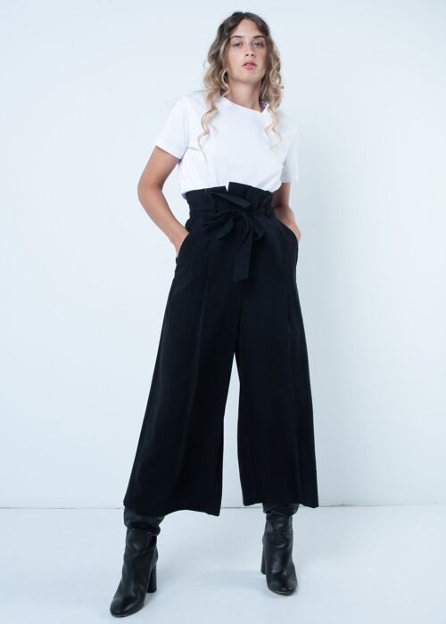 Wide Leg Trousers with Belt - 40 - Black