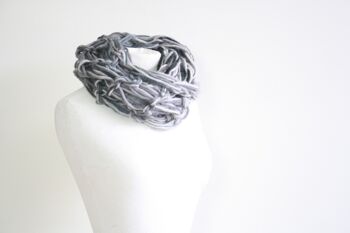 Foulard infini noir - gris - laine 1