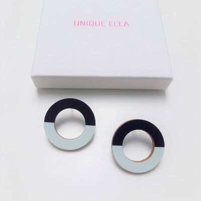 Annu Wooden Stud Earrings Black/Pale Blue