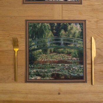 SET DE TABLE SET DE 6 OEUVRES DIFFERENTES "CLAUDE MONET" 30x30 cm30x30 cm. 6 œuvres d'art différentes dans l'ensemble. 6