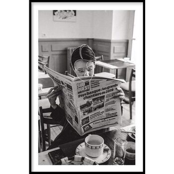 Reading A Newspaper - Affiche encadrée - 40 x 60 cm 1