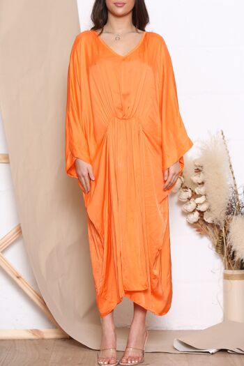 Robe ample orange à manches longues 4