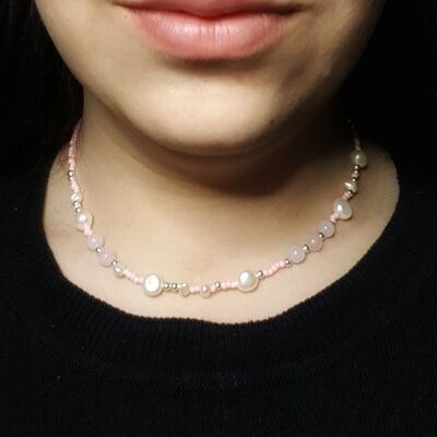 Halskette mit Süßwasserperlen und Rosenquarz - Sterlingsilber
