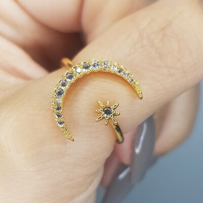 Crescent Moon & Star Ring - Gold Plated