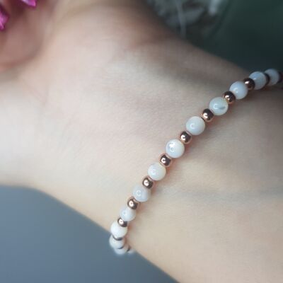 Mother of Pearl Rose Gold Dainty Bracelet