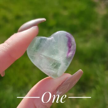 Coeur en cristal de fluorite arc-en-ciel - Un 2