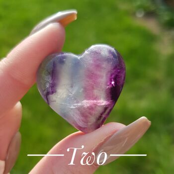 Coeur en cristal de fluorite arc-en-ciel - Trois 3