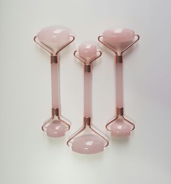 Rouleau de visage en cristal de quartz rose 1