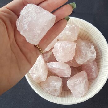 Cristal brut non poli de quartz rose 3