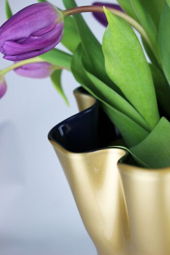 Vase en verre ondulé bicolore doré vase de table bleu foncé 4