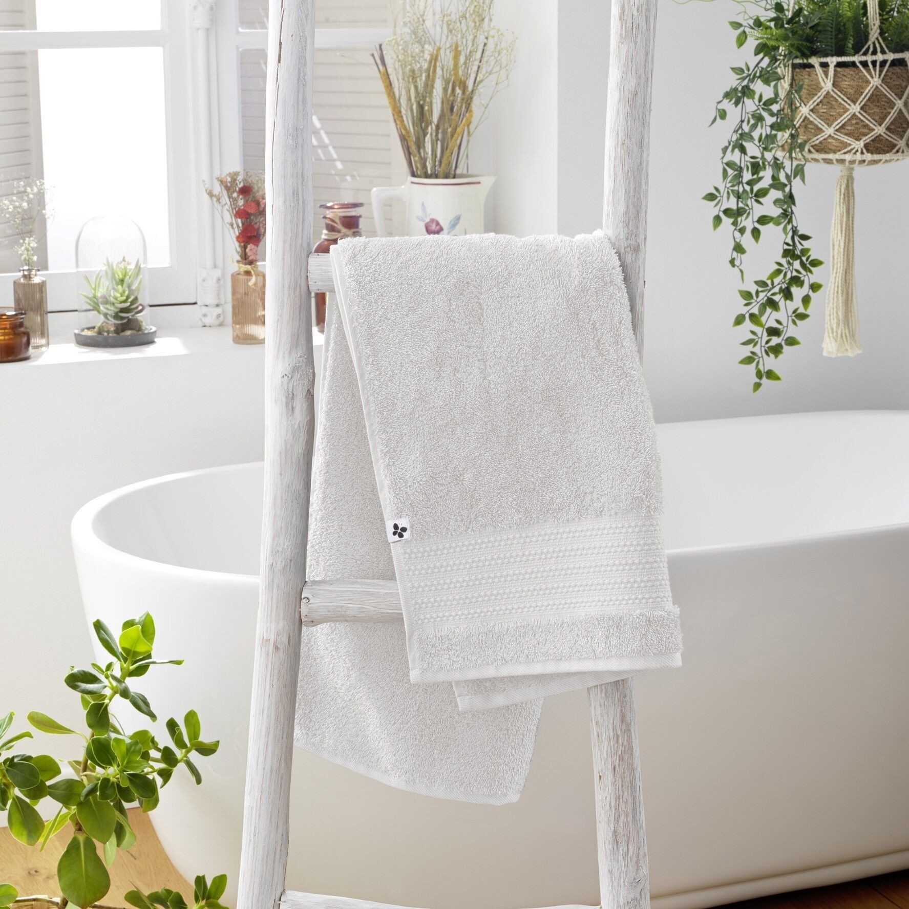 Towel 50 x 90 cm GARANCE Chantilly
