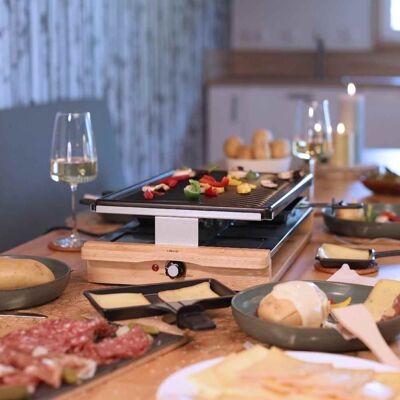 Metal and bamboo raclette grill for 8 people