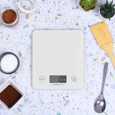 White electronic kitchen scale 2