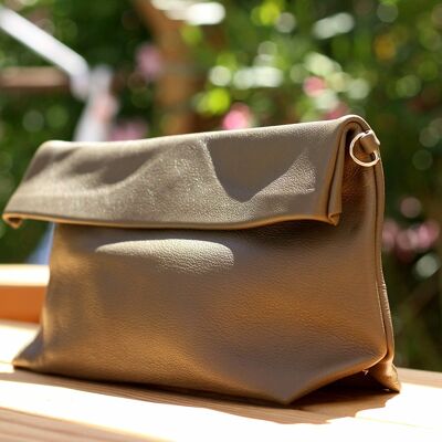 Khaki leather shoulder bag