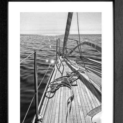 Fotodruck / Poster mit Rahmen und Passepartout Motiv Segelboot SAIL02 - Motiv: farbe - Grösse: S (25cm x 31cm) - Rahmenfarbe: weiss matt