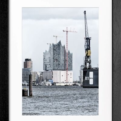 Fotodruck / Poster mit Rahmen und Passepartout Motiv Hamburg HH05G - Motiv: farbe - Grösse: L (57cm x 45cm ) - Rahmenfarbe: schwarz matt