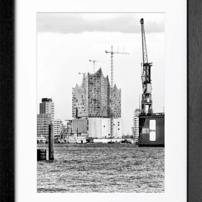 Fotodruck / Poster mit Rahmen und Passepartout Motiv Hamburg HH05G - Motiv: schwarz/weiss - Grösse: L (57cm x 45cm ) - Rahmenfarbe: schwarz matt