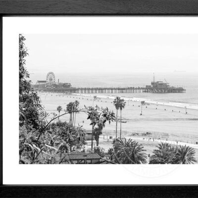 Photo print / poster with frame and passepartout motif California K136 - Motive: black/white - Size: L (57cm x 45cm) - Frame color: matt black