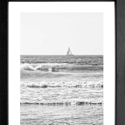 Photo print / poster with frame and passe-partout motif California K193 - Motif: black/white - Size: L (57cm x 45cm) - Frame color: matt white