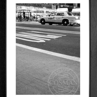 Fotodruck / Poster mit Rahmen und Passepartout Motiv New York NY58 - Motiv: schwarz/weiss - Grösse: S (25cm x 31cm) - Rahmenfarbe: schwarz matt