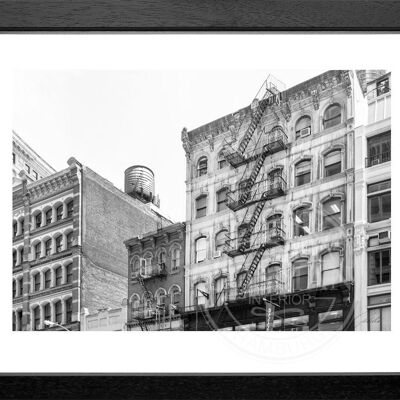 Fotodruck / Poster mit Rahmen und Passepartout Motiv New York NY83 - Motiv: schwarz/weiss - Grösse: S (25cm x 31cm) - Rahmenfarbe: schwarz matt