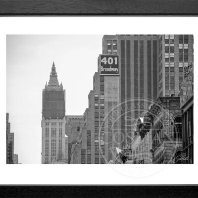 Fotodruck / Poster mit Rahmen und Passepartout Motiv New York NY90 - Motiv: schwarz/weiss - Grösse: S (25cm x 31cm) - Rahmenfarbe: schwarz matt