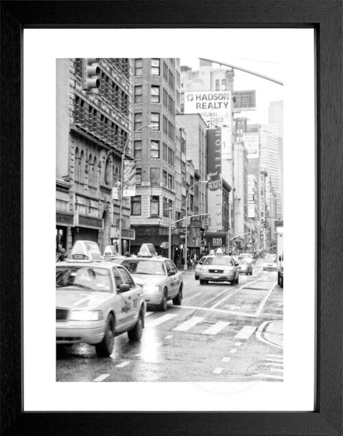 Buy wholesale Photo with frame black/white motif: / color: matt print x York - white NY96 passepartout motif - - (35cm size: New frame poster and M 45cm)