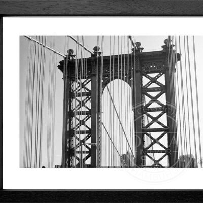 Fotodruck / Poster mit Rahmen und Passepartout Motiv New York NY99 - Motiv: schwarz/weiss - Grösse: M (35cm x 45cm) - Rahmenfarbe: schwarz matt