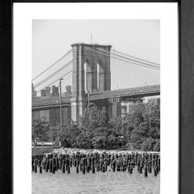 Fotodruck / Poster mit Rahmen und Passepartout Motiv New York NY112 - Motiv: schwarz/weiss - Grösse: L (57cm x 45cm ) - Rahmenfarbe: schwarz matt