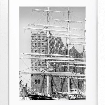 Fotodruck / Poster mit Rahmen und Passepartout Motiv Hamburg HH18 - Motiv: schwarz/weiss - Grösse: L (57cm x 45cm ) - Rahmenfarbe: weiss matt