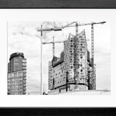 Fotodruck / Poster mit Rahmen und Passepartout Motiv Hamburg HH23 - Motiv: schwarz/weiss - Grösse: M (35cm x 45cm) - Rahmenfarbe: schwarz matt