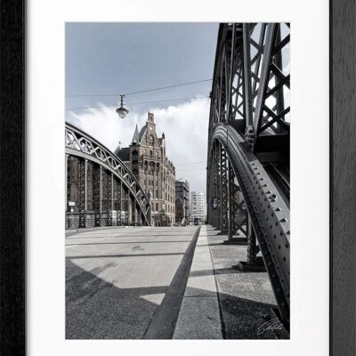 Fotodruck / Poster mit Rahmen und Passepartout Motiv Hamburg HH29 - Motiv: farbe - Grösse: L (57cm x 45cm ) - Rahmenfarbe: schwarz matt