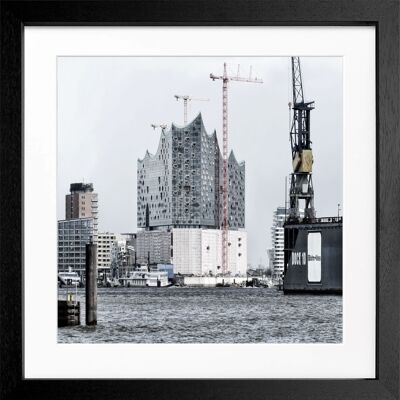Fotodruck / Poster mit Rahmen und Passepartout Motiv Hamburg HH48 - Motiv: farbe - Grösse: Quadrat 55 (55x55cm) - Rahmenfarbe: schwarz matt