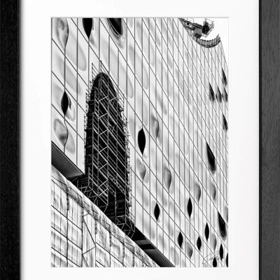 Fotodruck / Poster mit Rahmen und Passepartout Motiv Hamburg HH46A - Motiv: schwarz/weiss - Grösse: S (25cm x 31cm) - Rahmenfarbe: schwarz matt