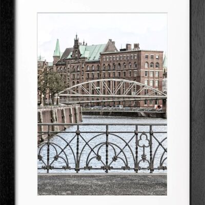 Fotodruck / Poster mit Rahmen und Passepartout Motiv Hamburg HH46D - Motiv: farbe - Grösse: XL (80cm x 60cm) - Rahmenfarbe: schwarz matt