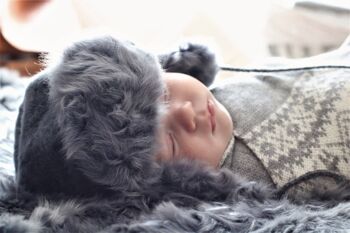 Chapeau de trappeur pour bébé en fourrure d’alpaga - Fabriqué sur commande 4
