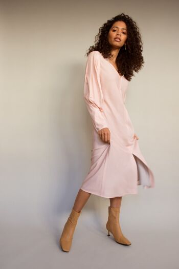 Milana - Robe mi-longue luxueuse à imprimé artistique en crème fraise 2