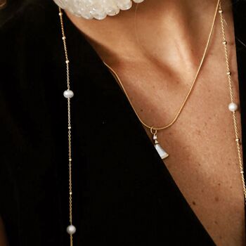 Long collier de perles 3