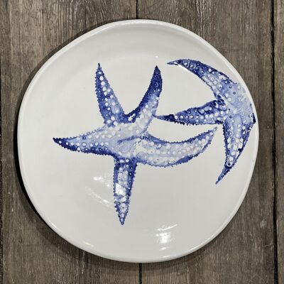 FLAT PLATE IN WHITE CERAMIC WITH HAND-PAINTED STARFISH AVMAP28