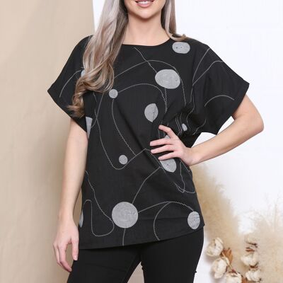 Black circle pattern t-shirt
