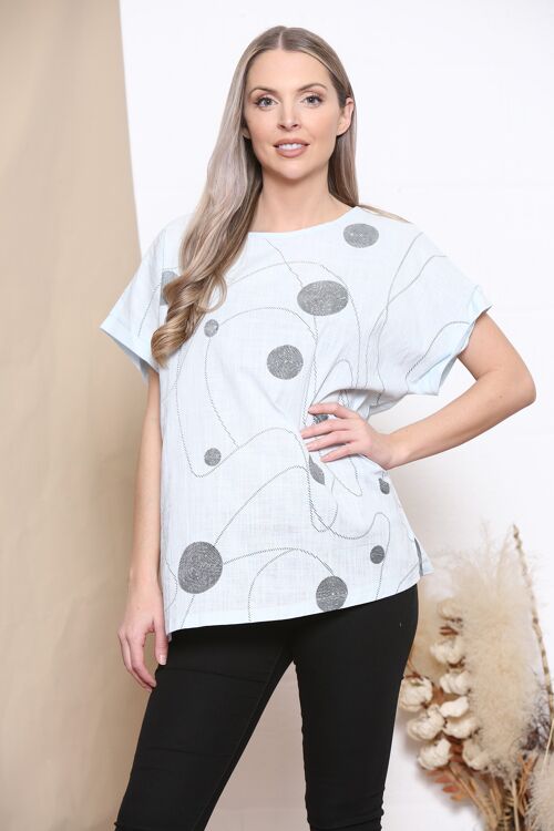 Blue circle pattern t-shirt