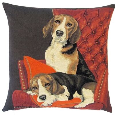 beagles di copertura del cuscino decorativo su un divano
