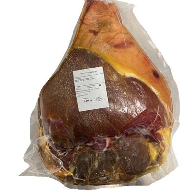 Prosciutto intero disossato