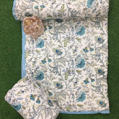 Turquoise floral reversible quilt set