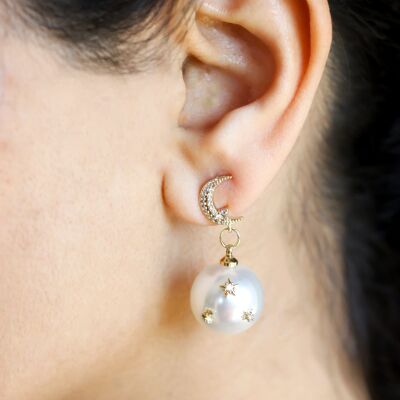 Aretes colgantes de perlas de luna y estrella