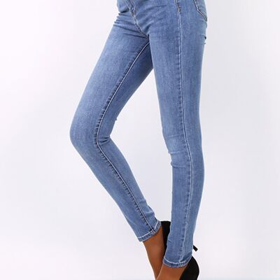 Jeans ajustados de talle alto en azul denim