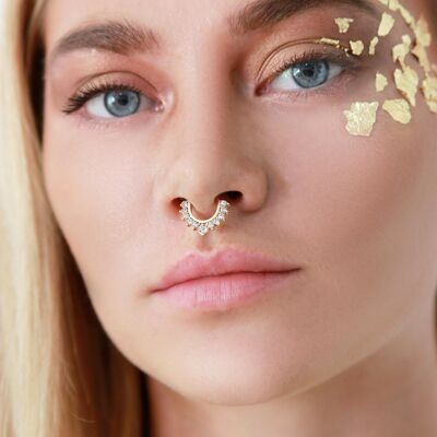 Gold Moon Hoop Septum Nasenring